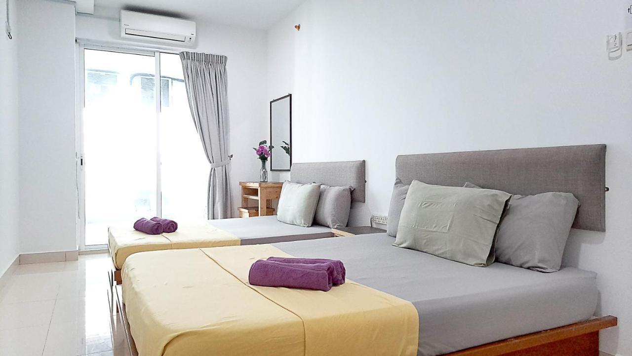 Mansion One Entire House 3 Queenbeds - Spacious Balcony Seaview George Town Eksteriør bilde